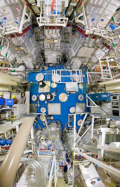 National Ignition Facility Target Chamber і diagnostics