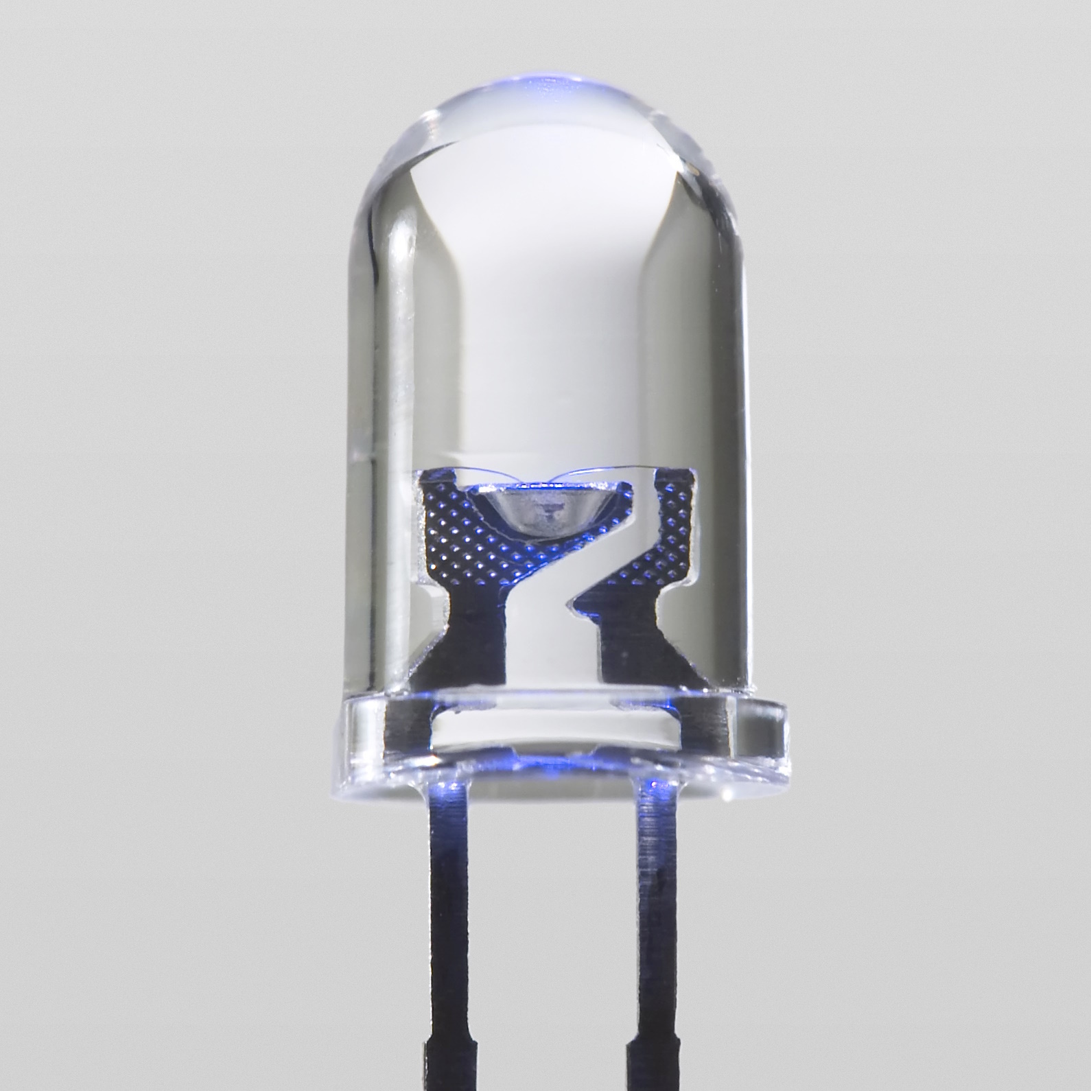 Синій LED як символ visible-light photochemistry